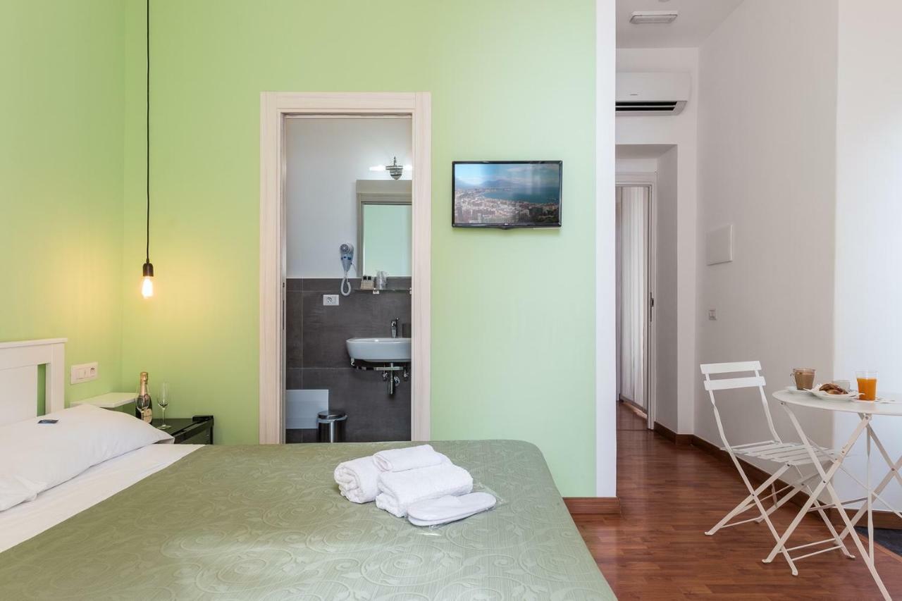 B&B Monserrato Napoli Dış mekan fotoğraf